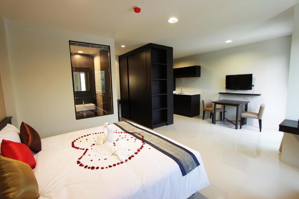 Leisure Place Phuket Chalong Rum bild